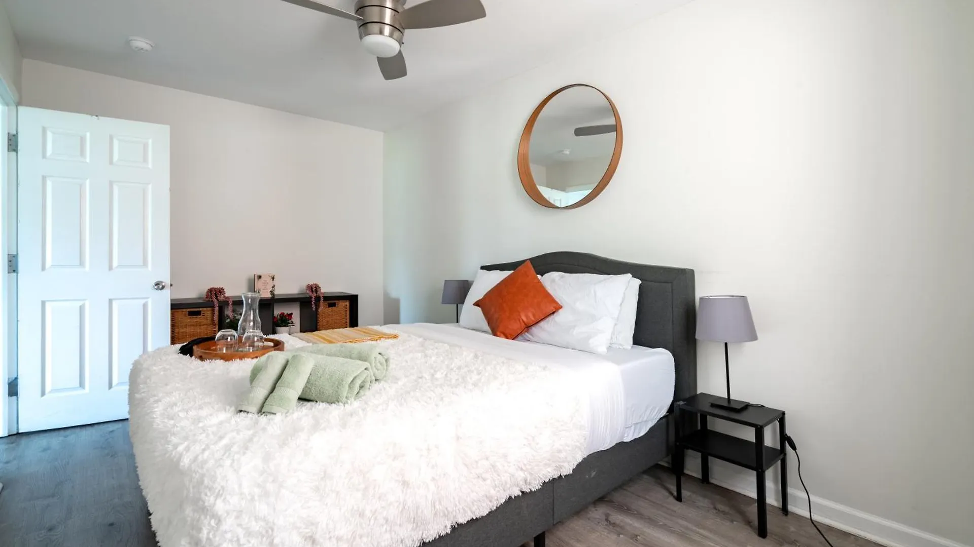 Short North Convention Private Parking Pets Daire Columbus